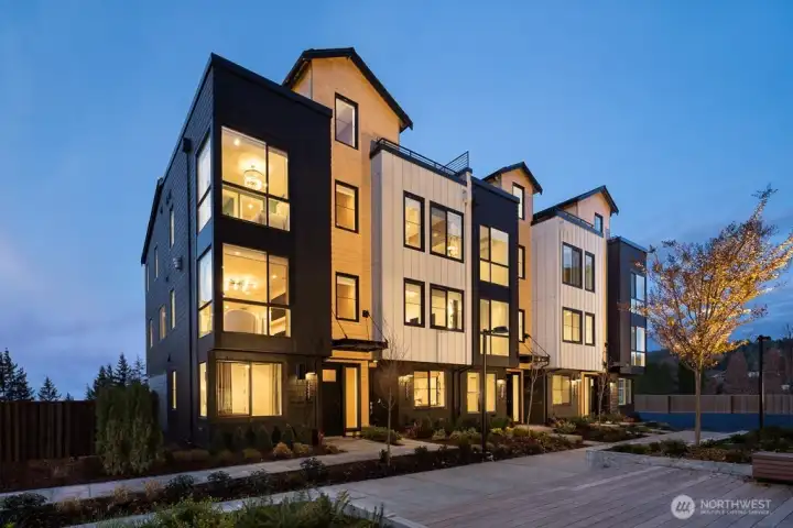 Woodinville Square by Toll Brothers - Luxury townhomes in the heart of downtown Woodinville Woodinville Square by Toll Brothers - Luxury townhomes in the heart of downtown Woodinville