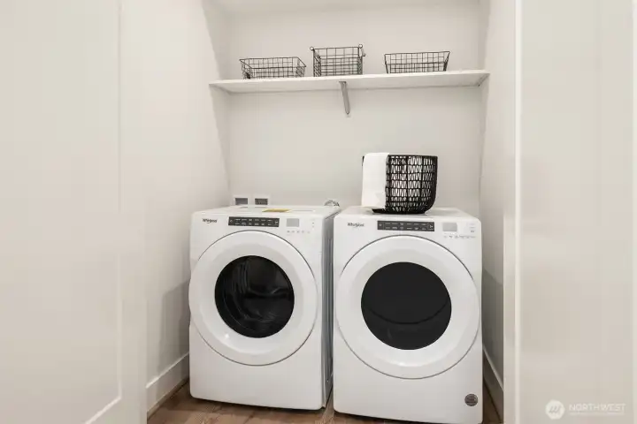 Washer and dryer conveniently located on the bedroom level. Washer and dryer conveniently located on the bedroom level.