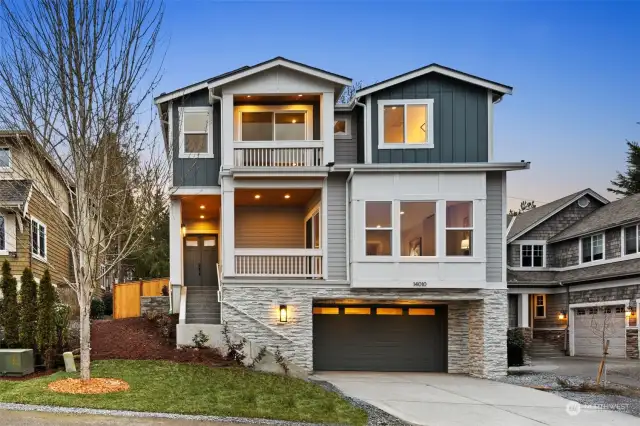 Gorgeous New Construction in 10-Home Enclave in Redmond