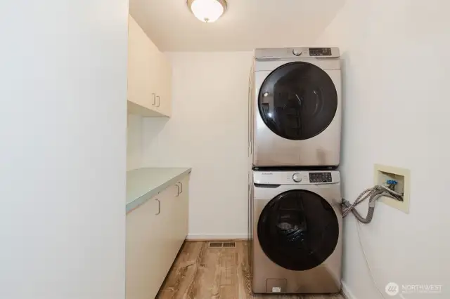 This 2nd laundry room, ideal for the duplex side, combines practicality with convenience, offering ample space, efficient storage, and easy access to keep everything organized and running smoothly.