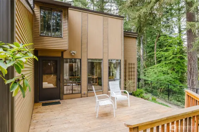 This charming patio provides a peaceful area for sunbathing, relaxing, or simply soaking in the outdoors!