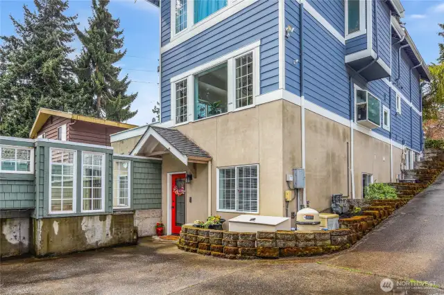 Centrally located off Holman Rd, but tucked away for a privacy. This gem of a home is a tranquil slice of paradise.