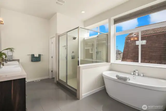 Luxurious 5 piece Primary bath