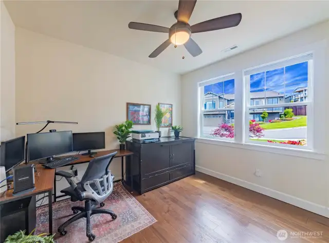 Main level flexible bedroom or office. There is a large closet!