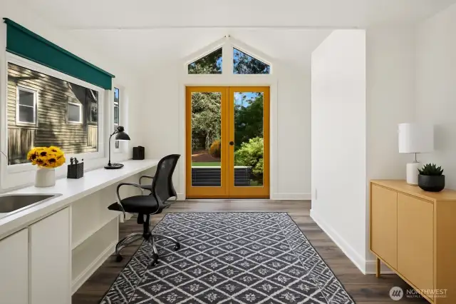 This room has been virtually staged