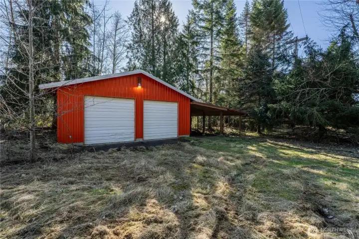 Workshop with Carport