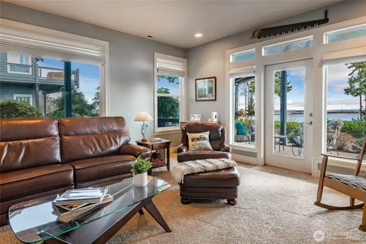 Lower level bonus room that leads out to covered patio