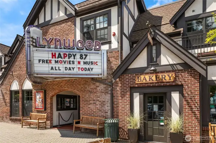 Lynwood Center is the village crossroad on the South end of Bainbridge