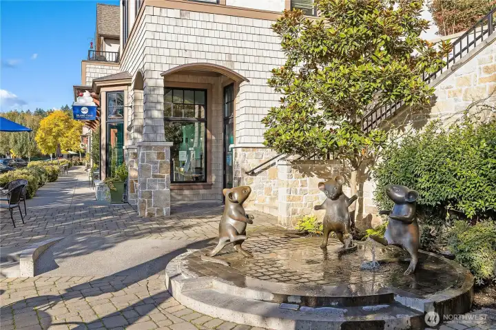 You and your guests will enjoy all that the South end has to offer!