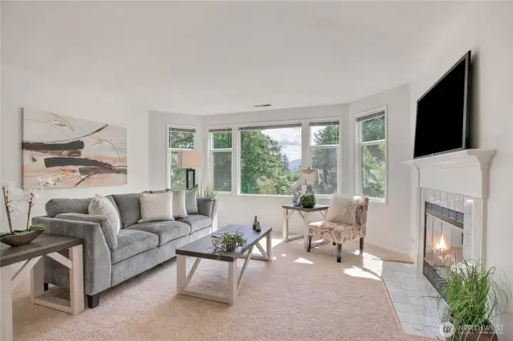 Enjoy the beautiful mountain and territorial views. Great location near Clubhouse and walking trails.