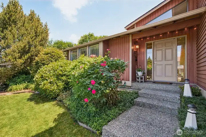 Welcoming covered front porch!