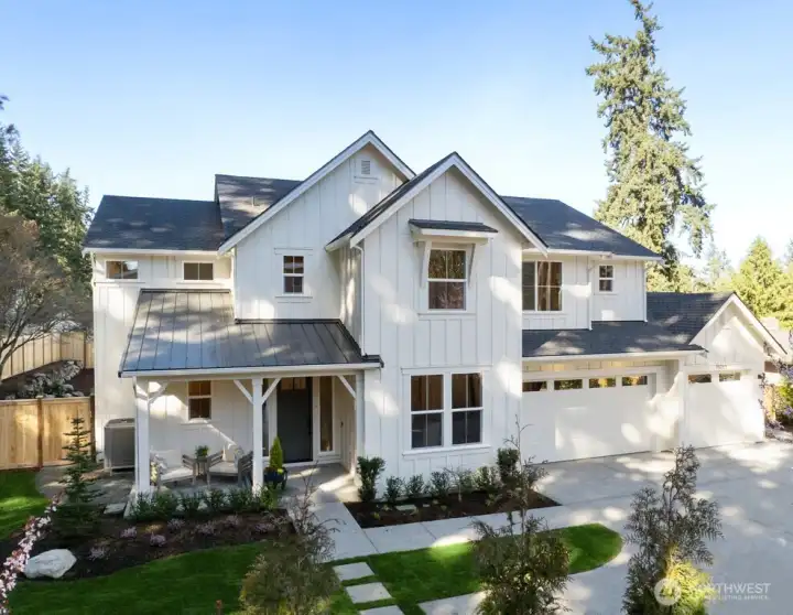 Photos are of a previous Burke home in another community.  Photos are for illustration purposes only; colors and finishes may vary.