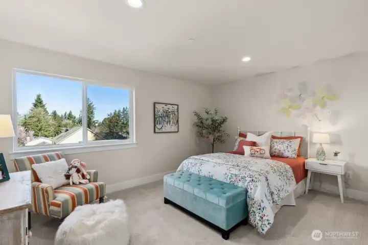 Photos are of a previous Burke home in another community.  Photos are for illustration purposes only; colors and finishes may vary.
