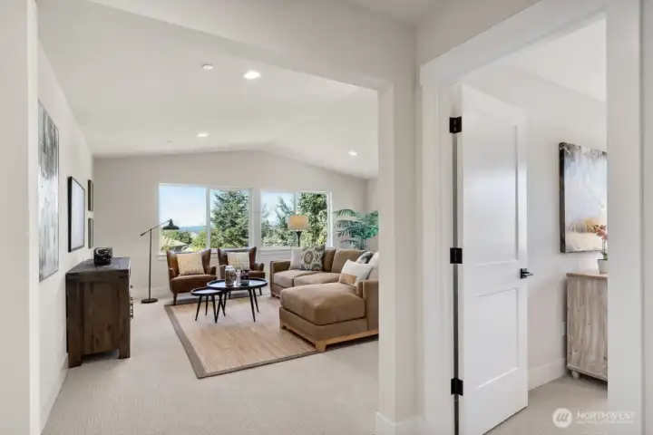 Photos are of a previous Burke home in another community.  Photos are for illustration purposes only; colors and finishes may vary.
