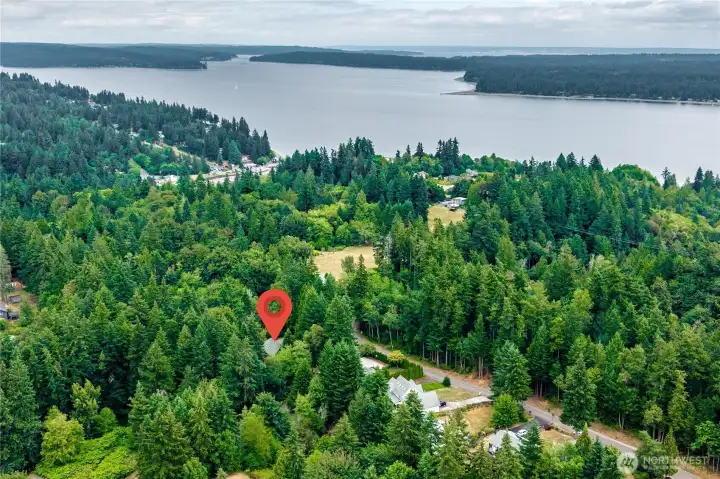 Ideally located centrally from Bremerton and Silverdale.