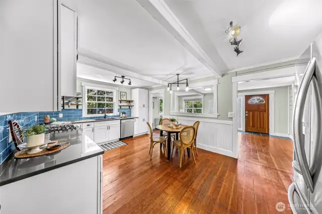 Large kitchen with eat in dining space is great for entertaining.