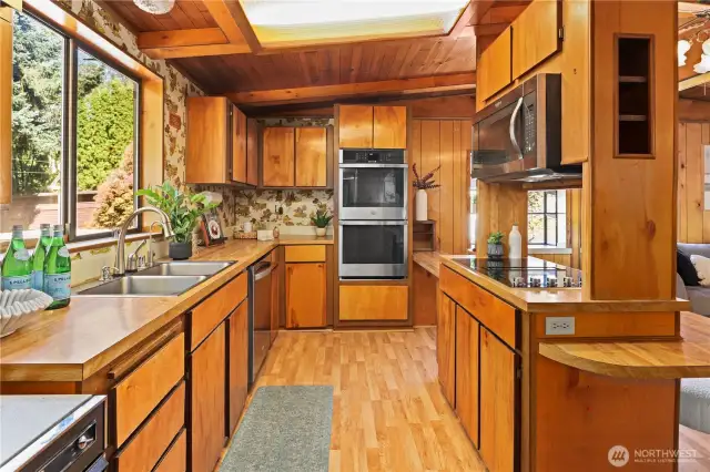 New double oven & stove.