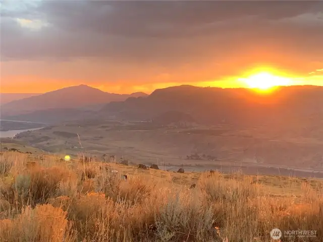 Golden Hour Glory! Unwind each evening with absolutely breathtaking sunsets here