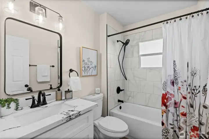 Main floor full bath
