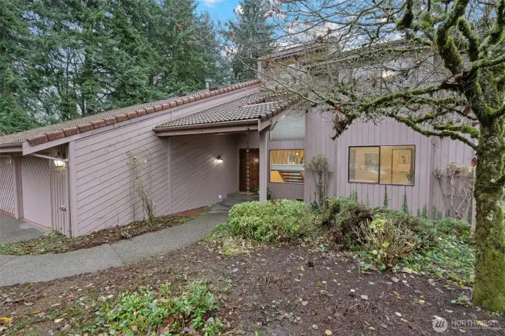 Front of Home  6008 Indian Trail NE, Tacoma, WA 98422