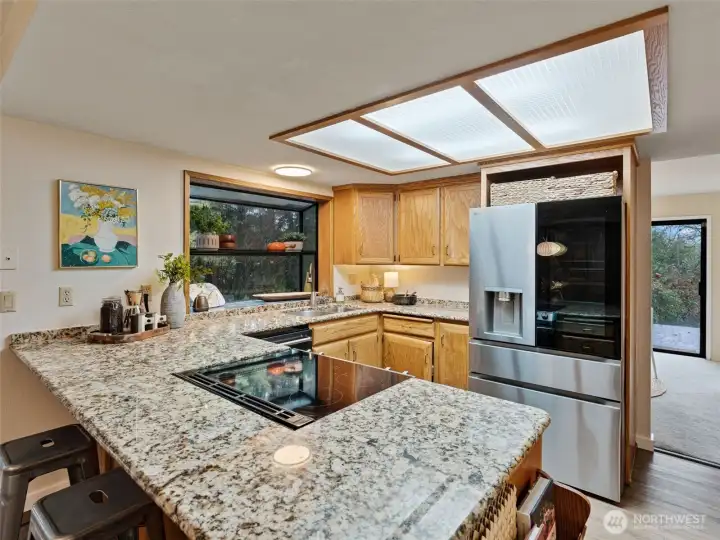 Kitchen Bar with Eating Space  6008 Indian Trail NE, Tacoma, WA 98422  6008 Indian Trail NE, Tacoma, WA 98422