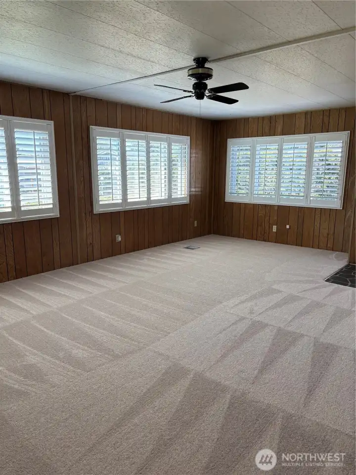 Living room with BRAND NEW carpet