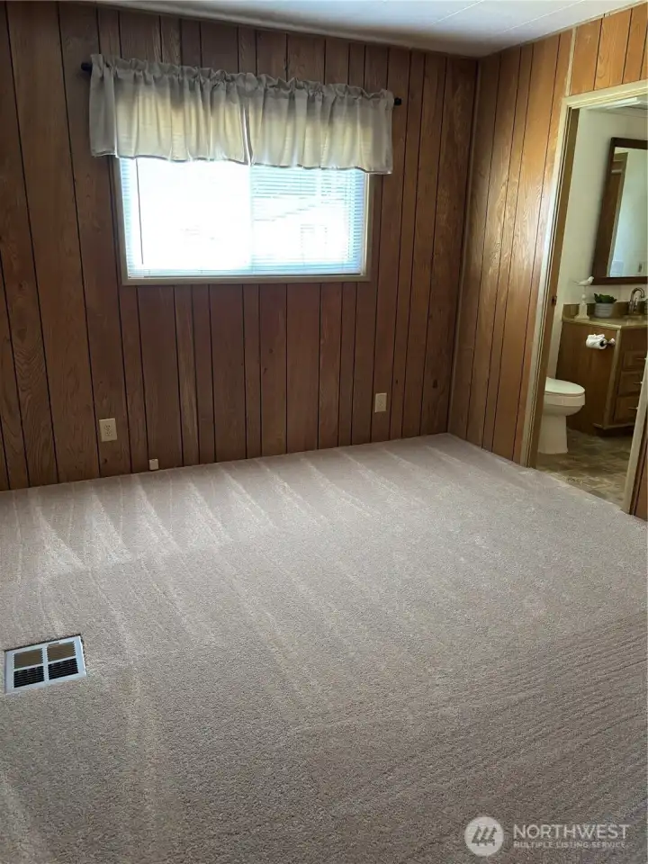 Second bedroom with BRAND NEW carpet