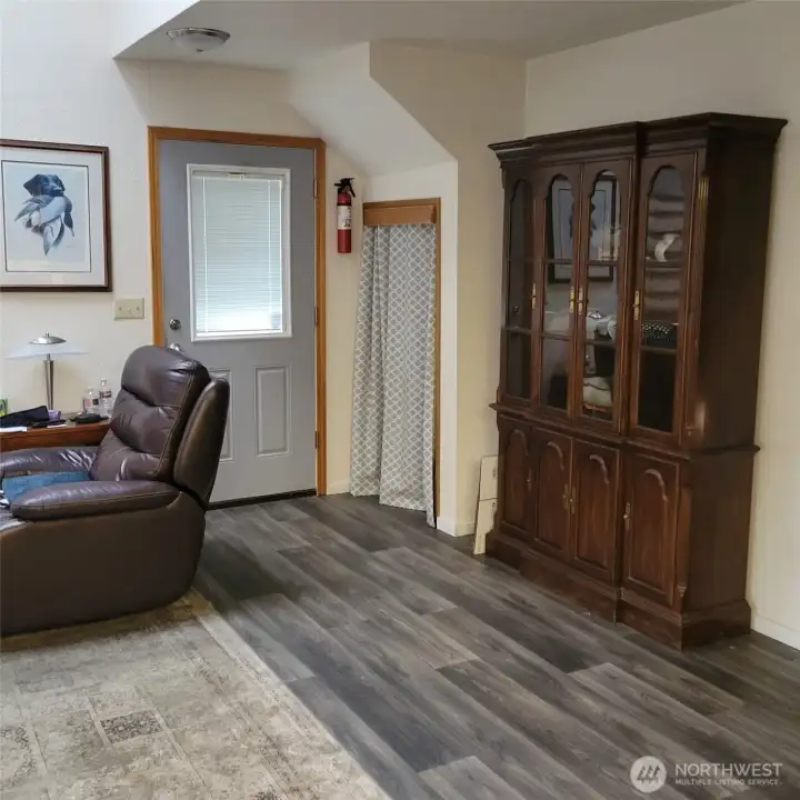 Main entry to the living room.