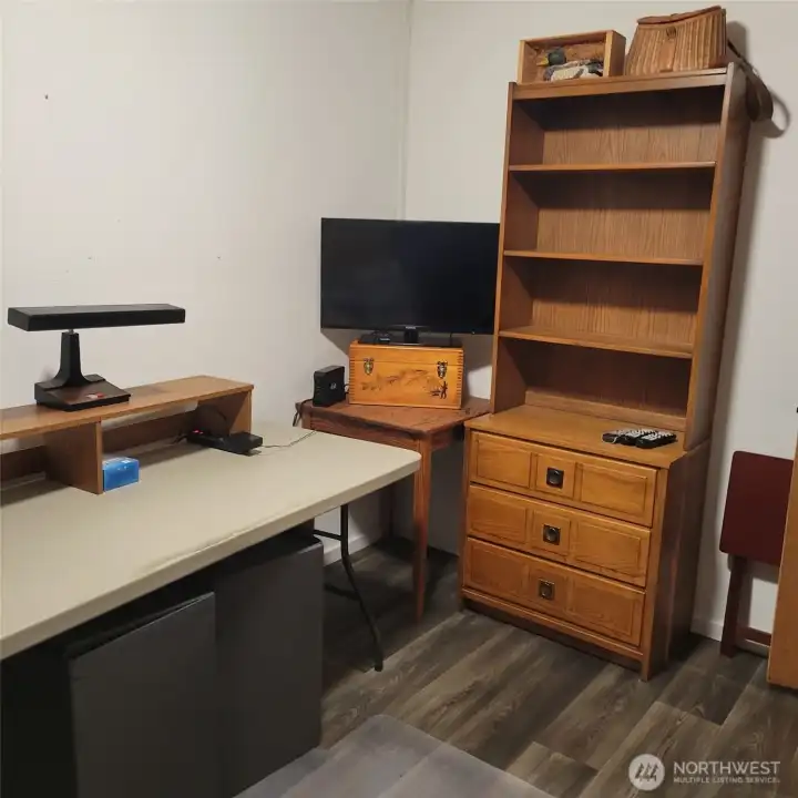 Large room for a bedroom, crafts or bunk beds. What ever you want!