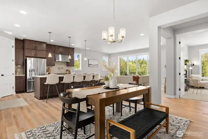 Photographs are for illustrative purposes only. Features, finishes, interior/exterior colors, landscaping and floorplan shown may vary from actual homes built