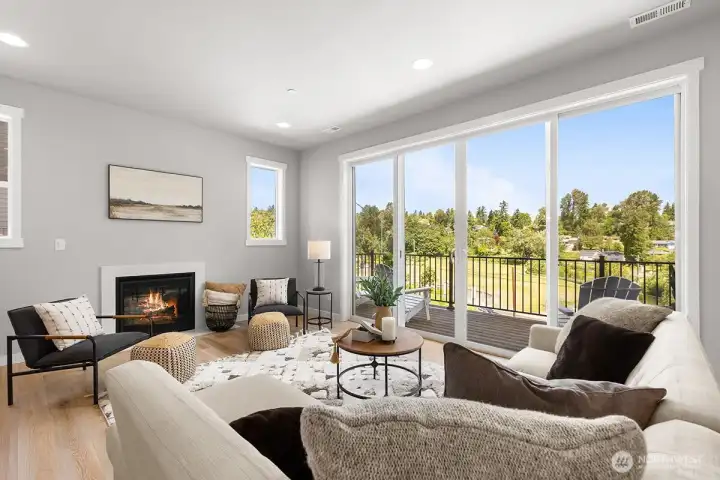 Photographs are for illustrative purposes only. Features, finishes, interior/exterior colors, landscaping and floorplan shown may vary from actual homes built