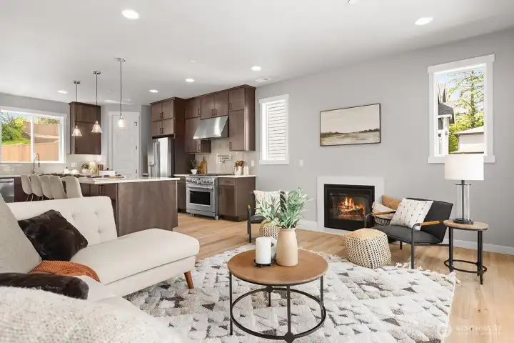 Photographs are for illustrative purposes only. Features, finishes, interior/exterior colors, landscaping and floorplan shown may vary from actual homes built