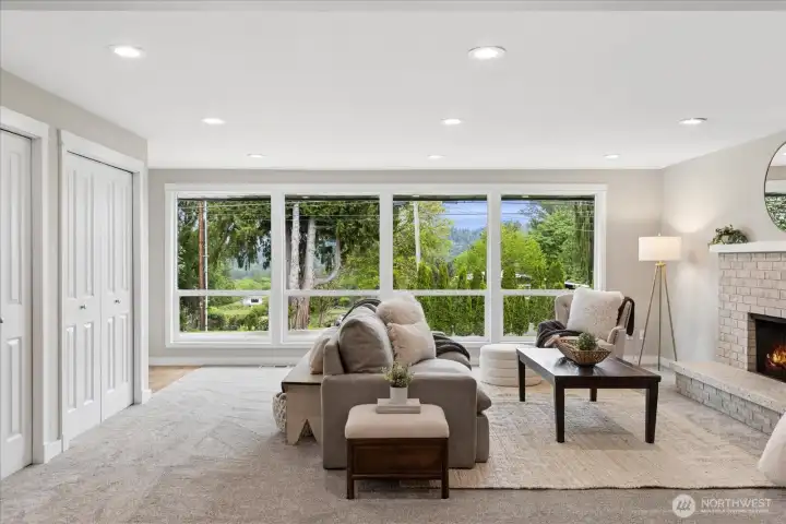 Watch the weather come in through large floor to ceiling windows.
