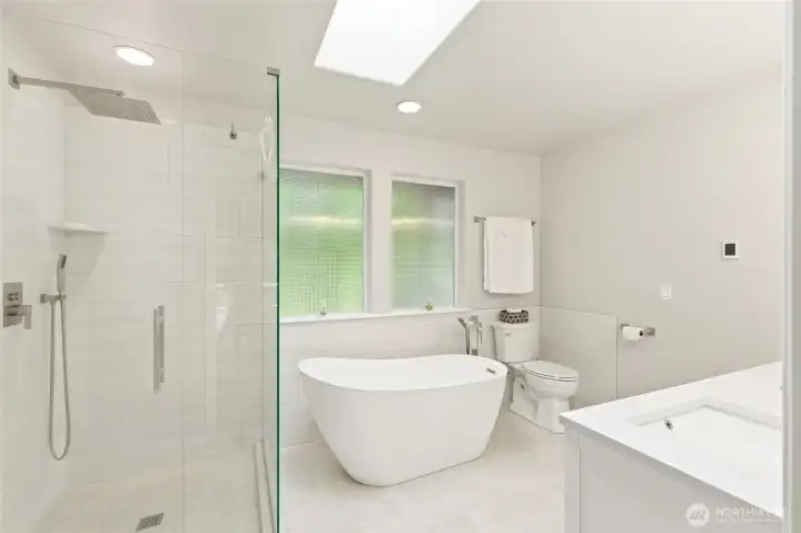 Primary bath