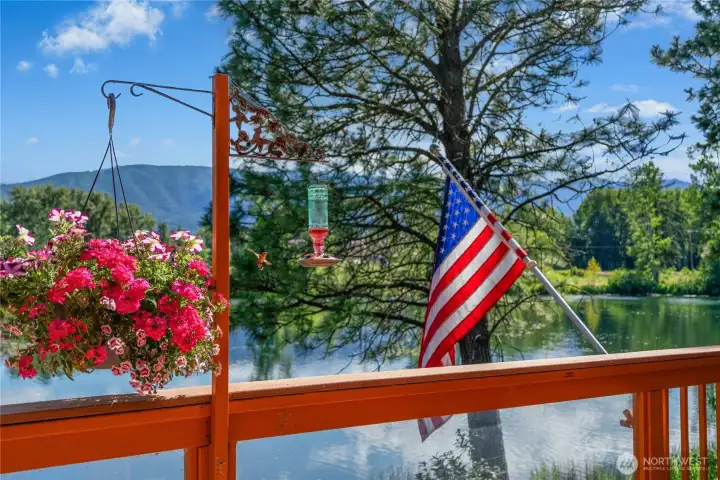 Hummingbirds and local wildlife are frequent visitors, adding to the property's connection with nature. Hummingbirds and local wildlife are frequent visitors, adding to the property's connection with nature.