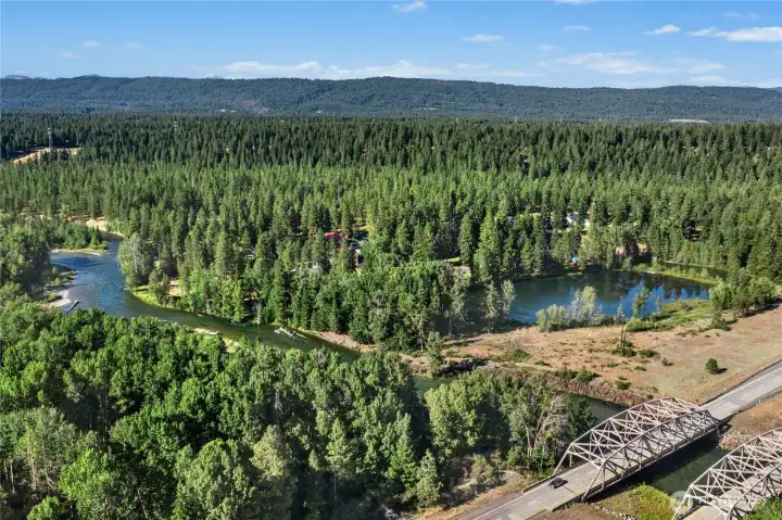 A remarkable setting where waterfront living, acreage, and recreation come together in the heart of the Upper Kittitas Valley. A remarkable setting where waterfront living, acreage, and recreation come together in the heart of the Upper Kittitas Valley.