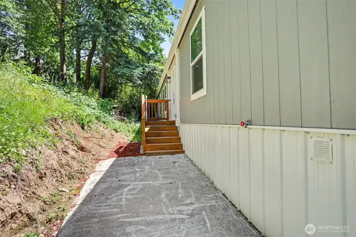 Front entrance without virtual staging Front entrance without virtual staging