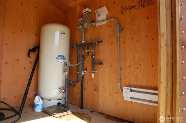Pump House - Pressure tank and heater