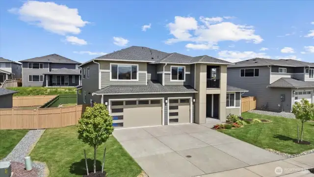 Large THREE car garage!
