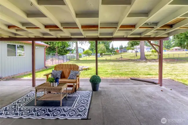 Fully covered patio makes year round BBQ's a must!