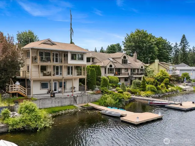 Wonderful Lakefront Home - enjoy all that waterfront life has to offer.