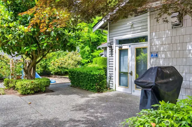 Club House is close to B202 (subject property).