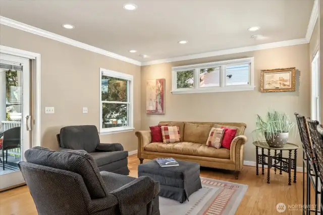 Informal living with views to lush gardesn