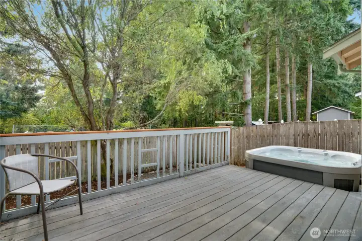 Enjoy the peaceful privacy of this spacious backyard—something you don’t often find in the middle of the city.