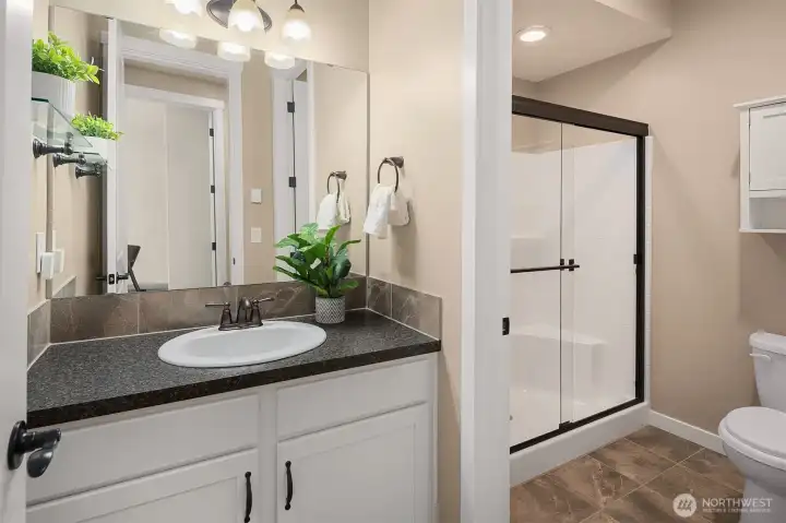 Entry level 3/4 bathroom
