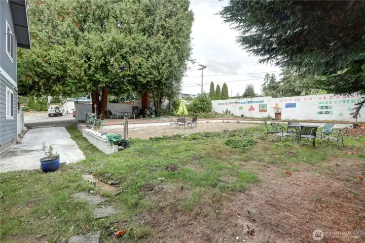 Side yard