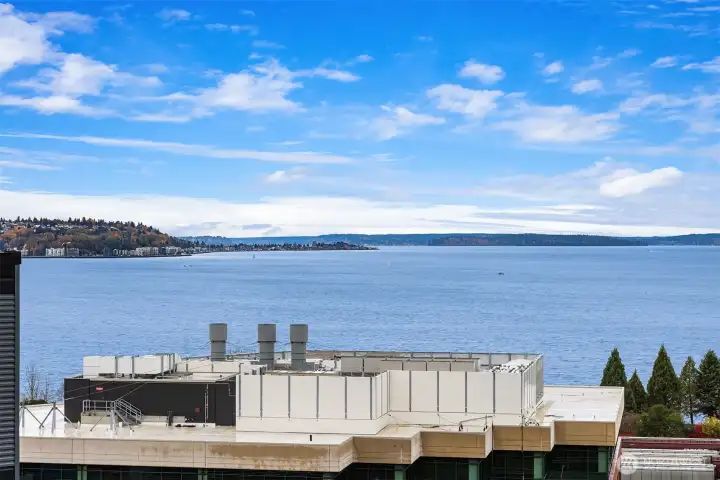 Expansive skies and waters!