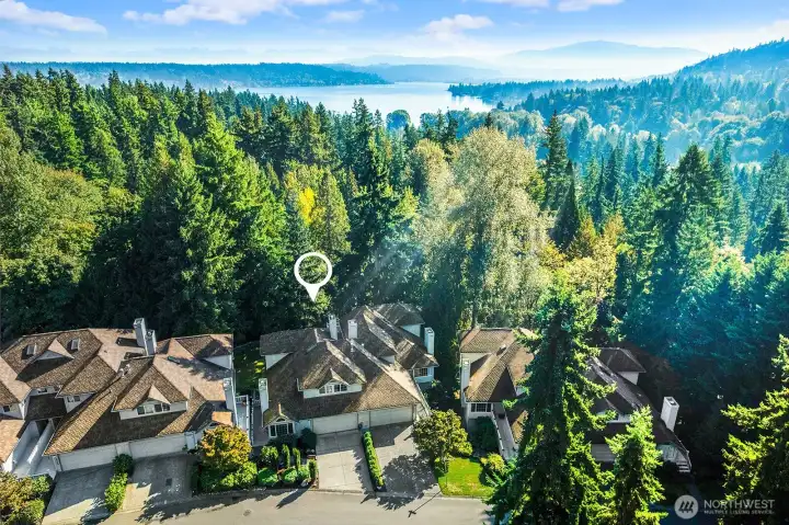 Amazing location - close to I-90, Lake Sammamish and 405