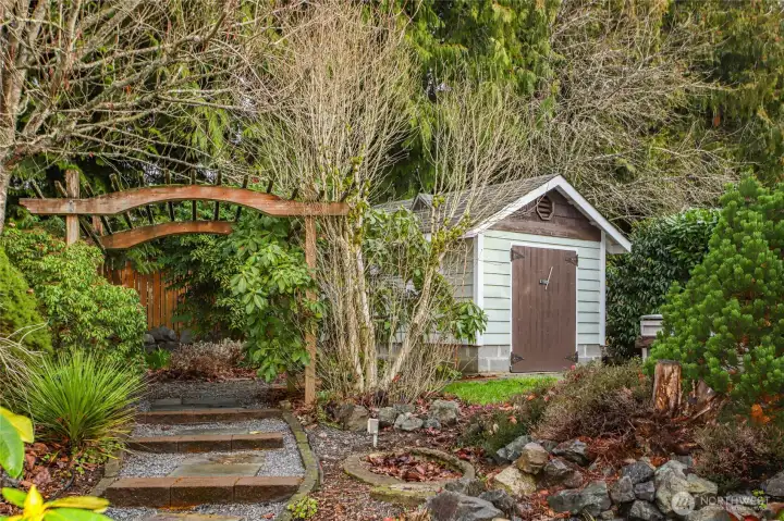 A bonus storage shed. And it's insulated!