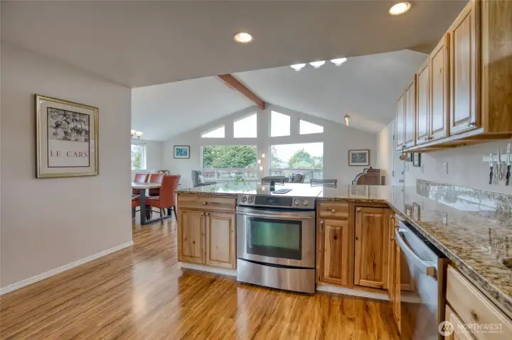 Peninsula does have seating on the other side.